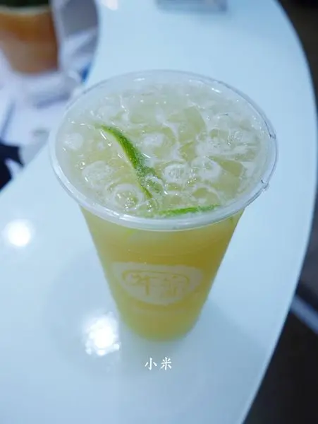 [捷运松江南京站]萃茶风,招牌萃茶风&鲜萃冻柠绿